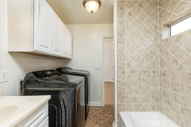 30026 Santiago Road, Temecula CA: https://media.crmls.org/medias/74b0a500-ed73-4d1d-b785-89c394ce8e9e.jpg