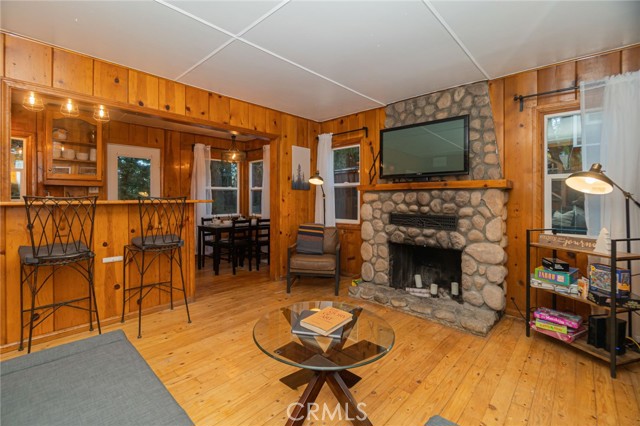 627 Rose Lane, Twin Peaks, CA 92391