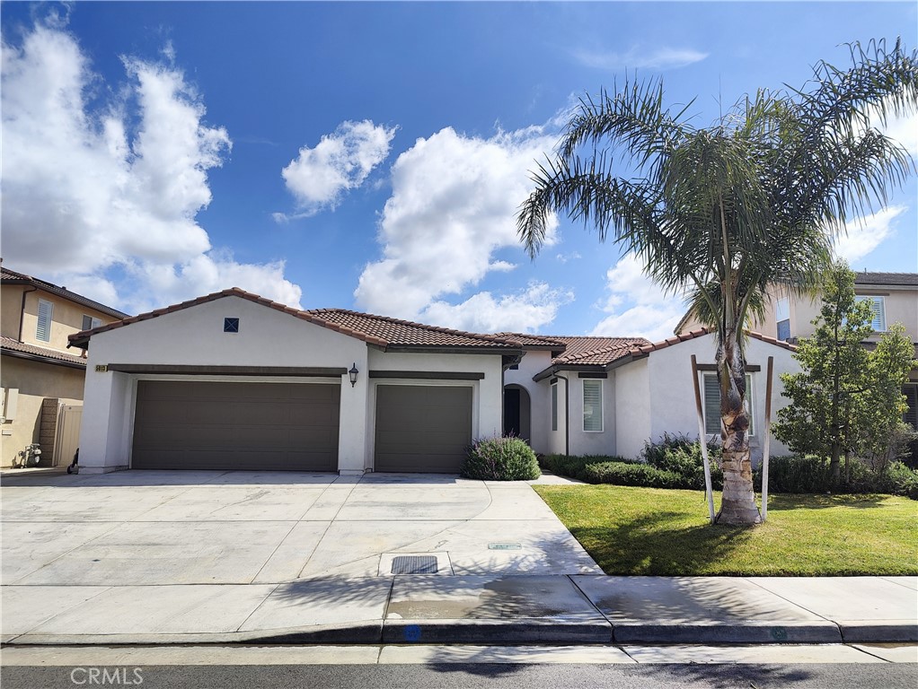 5013 Clematis Court