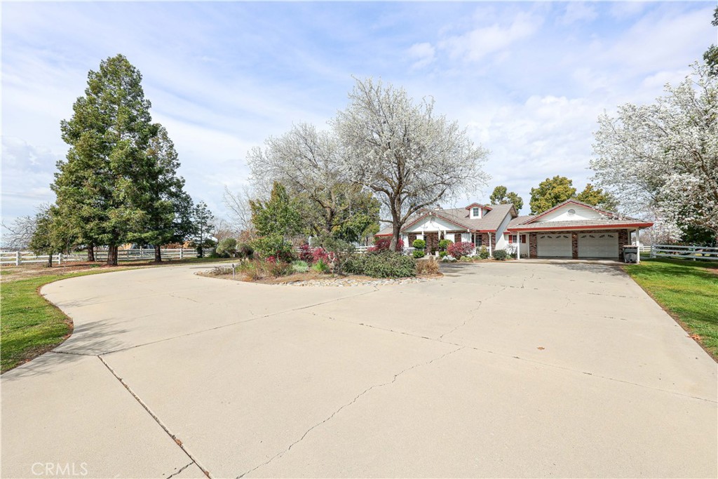9470 Sunset Drive, Atwater, CA 95301