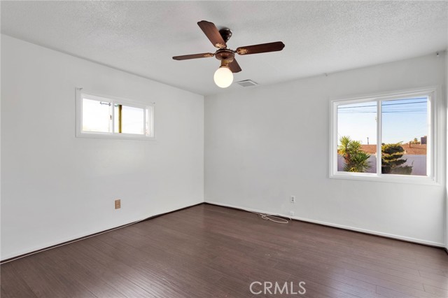 Detail Gallery Image 22 of 52 For 5728 Newbury Ave, San Bernardino,  CA 92404 - 3 Beds | 2 Baths