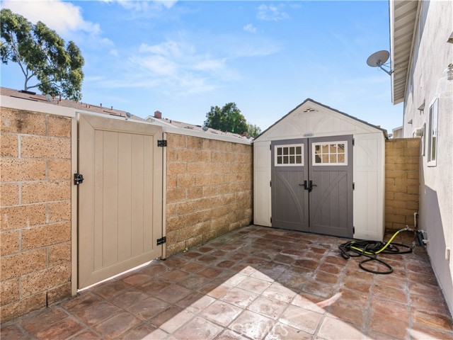 Detail Gallery Image 30 of 46 For 19905 Keswick, Huntington Beach,  CA 92646 - 3 Beds | 2/1 Baths