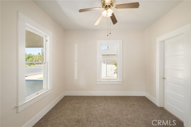 Detail Gallery Image 14 of 18 For 221 Woodworth Ave, Clovis,  CA 93612 - 2 Beds | 1 Baths