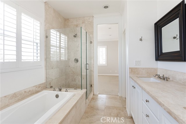 74b35196 3973 4572 B069 E6ff37ba2375