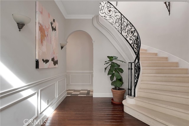 21149 Entrada Road, Topanga CA: https://media.crmls.org/medias/74b3bf80-3a75-4ebb-8b42-9f5f408befd9.jpg