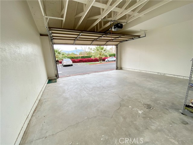 Image 19 for 399   Tava LN