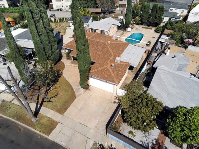 8320 Bardwell Ave. photo 29