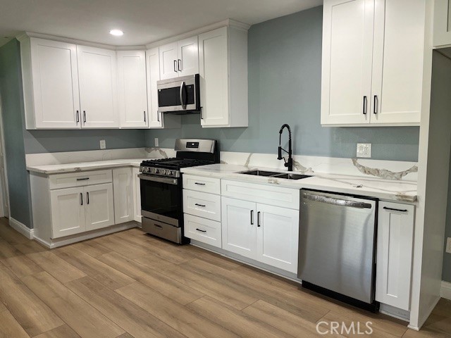 Detail Gallery Image 5 of 11 For 2045 S Cypress Ave, Ontario,  CA 91762 - 3 Beds | 2 Baths