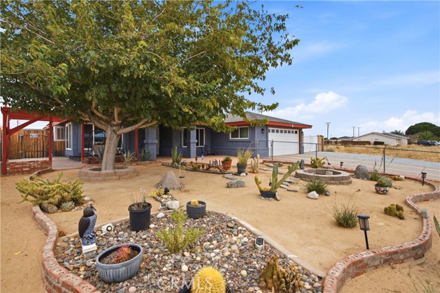 7851 Greenwood Ave, California City, CA 93505 photo 2