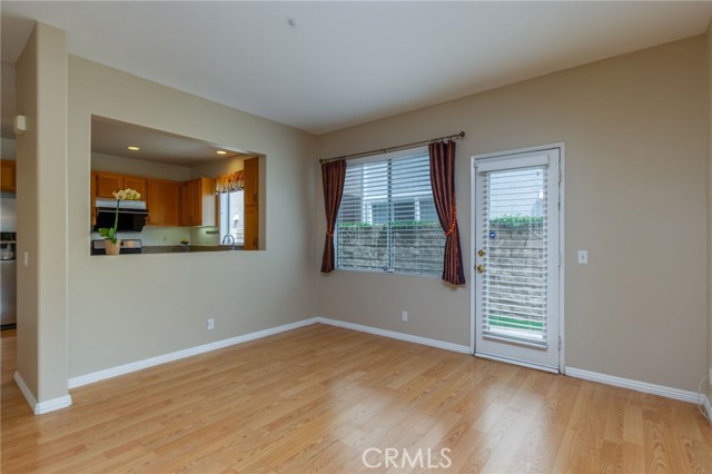 Detail Gallery Image 11 of 32 For 1654 Rush Haven Way, Simi Valley,  CA 93065 - 3 Beds | 2/1 Baths