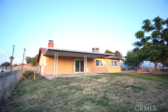 5187 Cedar Street, Jurupa Valley CA: https://media.crmls.org/medias/74b6732f-8eab-4f62-93b0-68f00bbb571e.jpg