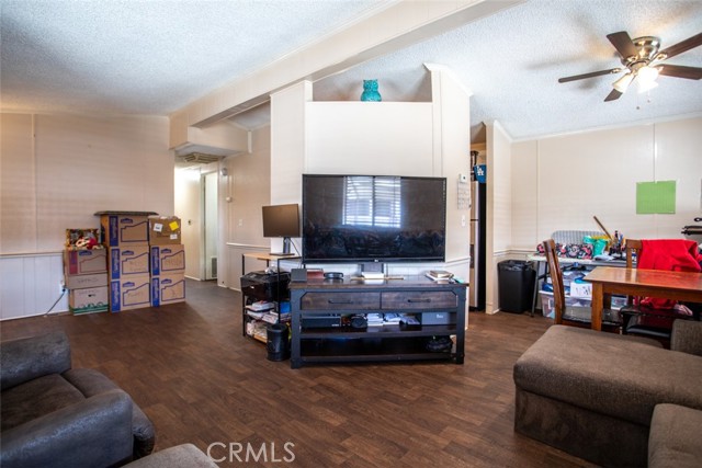 Detail Gallery Image 8 of 38 For 1045 N Azusa Ave #26,  Covina,  CA 91722 - 3 Beds | 2 Baths