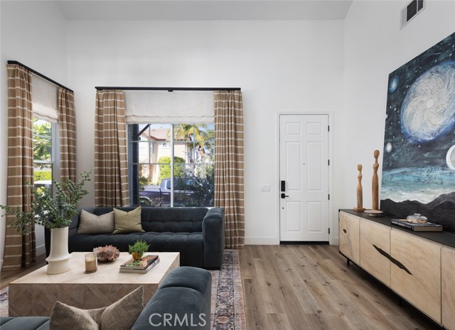 Detail Gallery Image 5 of 27 For 11 Southern Hills Dr, Aliso Viejo,  CA 92656 - 4 Beds | 2/1 Baths