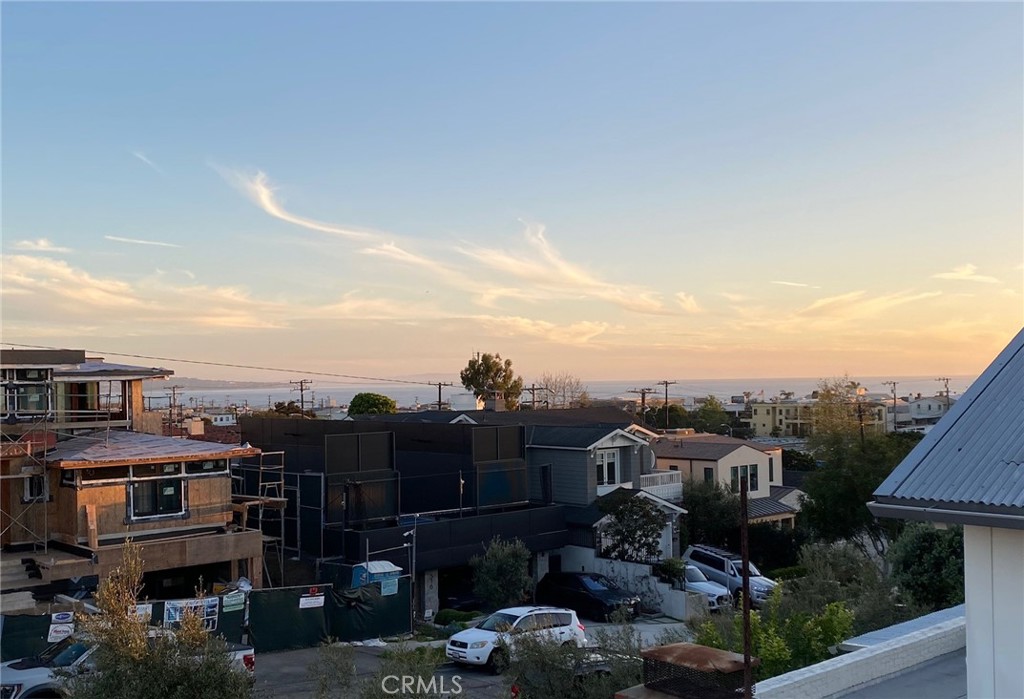 https://media.crmls.org/medias/74b72c86-e184-4409-be57-642407e9e2e7.jpg?preset=X-Large