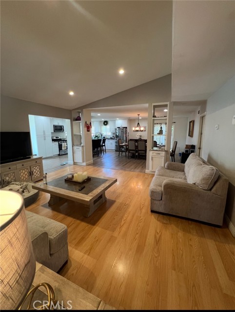 2145 Grand Avenue, San Bernardino CA: https://media.crmls.org/medias/74b7a6ce-251a-462b-bf38-9d0bbf50f060.jpg