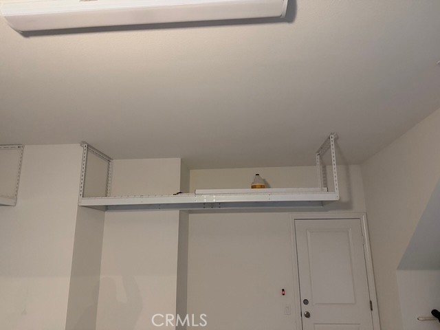 https://media.crmls.org/medias/74b9345b-9b3d-4165-9416-13ba013812ed.jpg?preset=X-Large