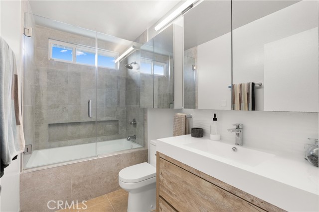 Detail Gallery Image 21 of 43 For 20442 Harbor Isle Ln, Huntington Beach,  CA 92646 - 3 Beds | 2 Baths