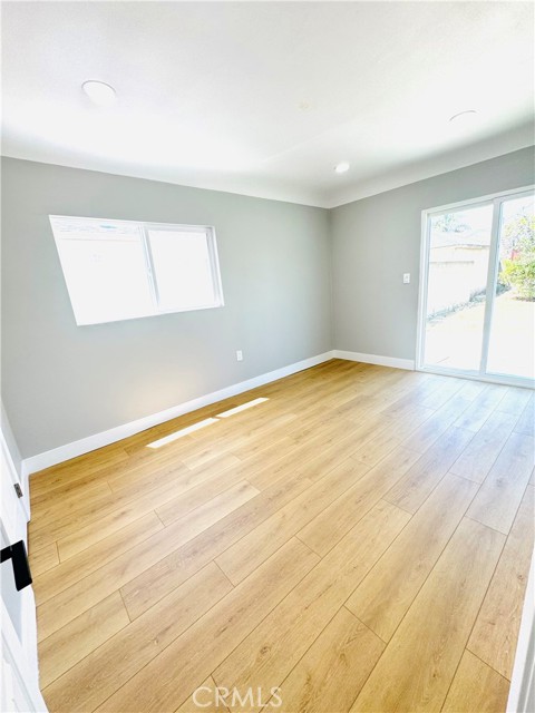 9231 La Salle Avenue, Los Angeles CA: https://media.crmls.org/medias/74b9c85c-fcf0-4923-a8e3-63a3905ea95f.jpg