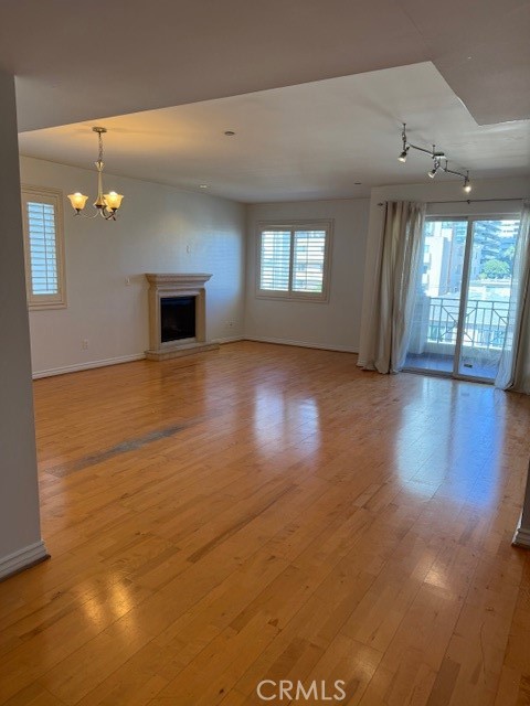 1241 S Westgate Avenue, Los Angeles CA: https://media.crmls.org/medias/74ba905b-91c1-4b19-aed9-1f928d36ed67.jpg