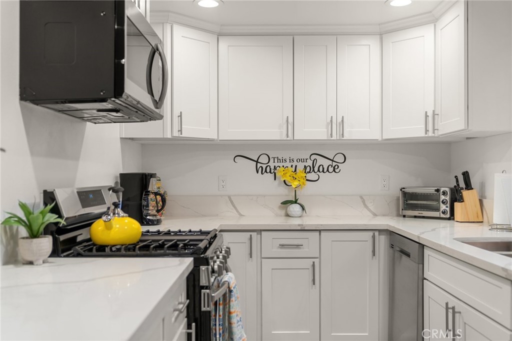 MLS #DW25271974 image #5