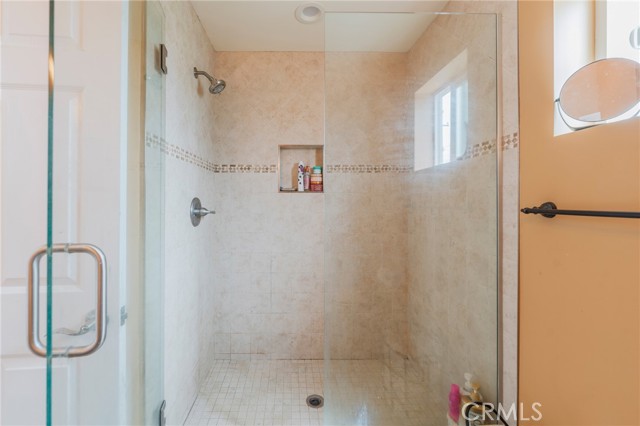 21514 Ellinwood Drive, Torrance CA: https://media.crmls.org/medias/74bb2508-4176-494d-9565-bd2f009b1046.jpg