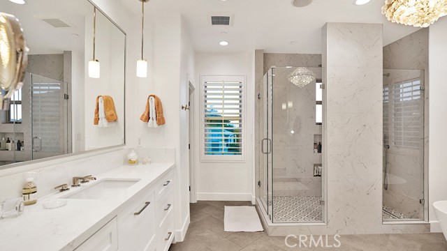 33 Via Armilla, San Clemente CA: https://media.crmls.org/medias/74bb498b-7c22-4f98-9318-93520f63564b.jpg