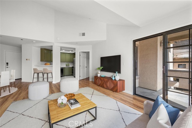 1048 Calle Del Cerro, San Clemente CA: https://media.crmls.org/medias/74bb8854-b86a-4a03-9ce5-2dda21a85792.jpg