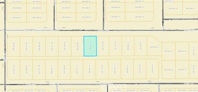 Detail Gallery Image 2 of 13 For 7 Forest Bld, California City,  CA 93505 - – Beds | – Baths