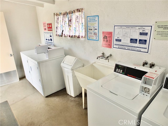 Detail Gallery Image 28 of 35 For 1560 Interlachen Rd 66i,  Seal Beach,  CA 90740 - 2 Beds | 1 Baths