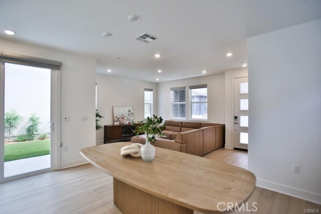 Detail Gallery Image 20 of 47 For 187 Junco, Irvine,  CA 92618 - 3 Beds | 2/1 Baths