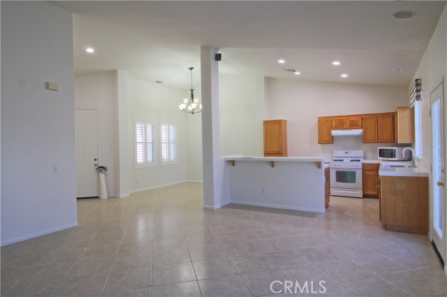 Detail Gallery Image 4 of 18 For 28422 Belleterre Ave, Moreno Valley,  CA 92555 - 3 Beds | 2 Baths