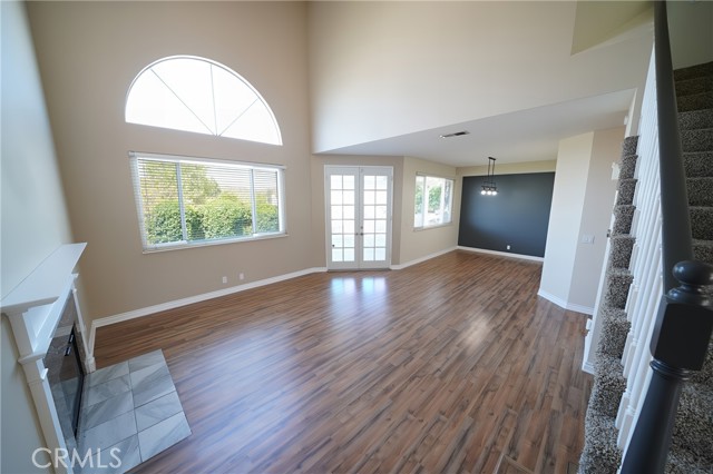 28321 Evergreen Lane, Saugus CA: https://media.crmls.org/medias/74be72f7-d131-4b5e-ba80-8ac7526b2278.jpg