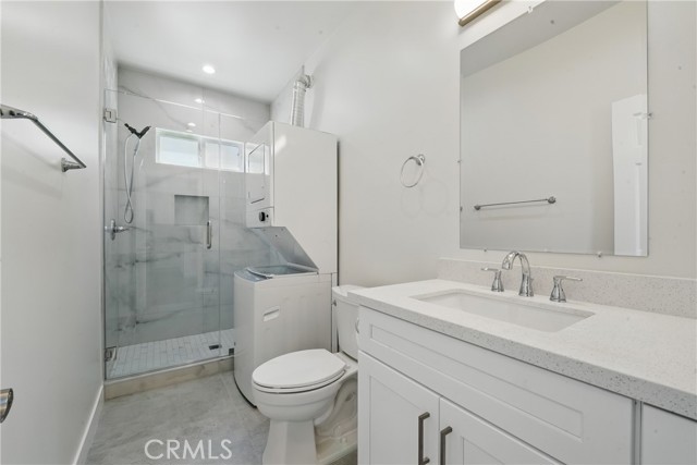 Detail Gallery Image 8 of 14 For 8144 Vantage Ave, North Hollywood,  CA 91605 - 2 Beds | 2 Baths