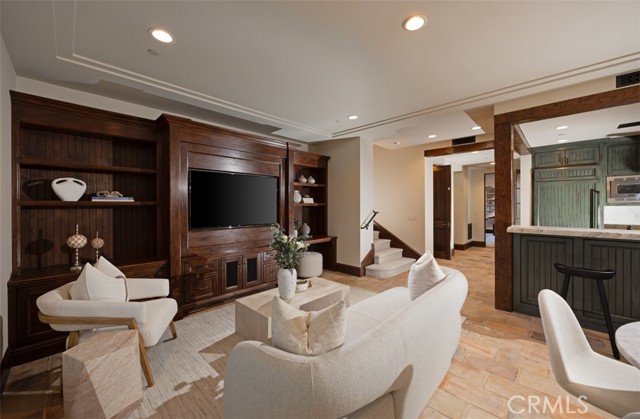 1 Clear Water, Newport Coast CA: https://media.crmls.org/medias/74bf1014-d287-452b-9315-949485261187.jpg