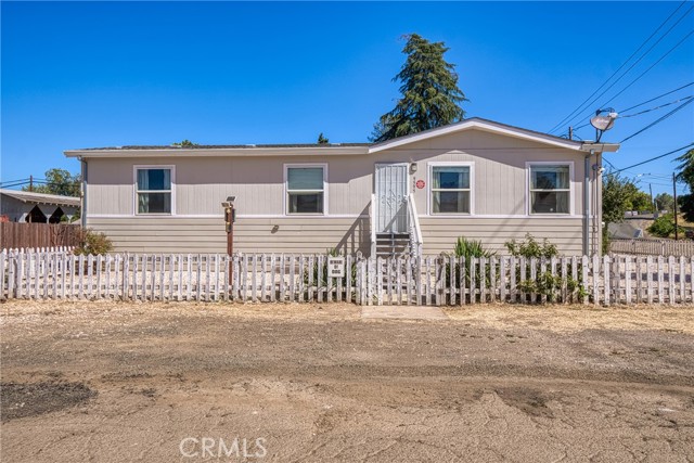 Detail Gallery Image 1 of 1 For 9595 Lake St, Lower Lake,  CA 95457 - 3 Beds | 2 Baths