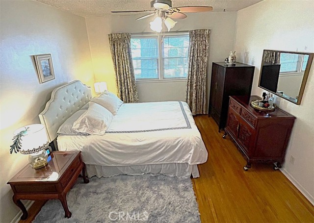 13322 Valleyheart N Drive, Sherman Oaks CA: https://media.crmls.org/medias/74c0e298-a210-49b3-b3dc-44ca2e65c877.jpg
