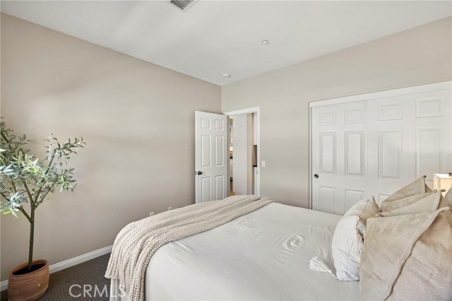 Detail Gallery Image 18 of 32 For 234 Lonetree, Irvine,  CA 92603 - 2 Beds | 2 Baths