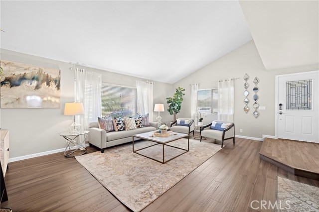 Detail Gallery Image 8 of 45 For 11088 Blue Allium Ave, Fountain Valley,  CA 92708 - 5 Beds | 3 Baths