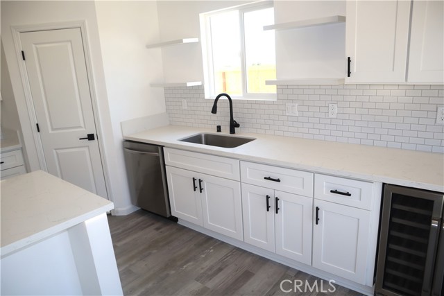 20349 90th Street, California City CA: https://media.crmls.org/medias/74c24473-800f-4a53-9182-eb694a05e699.jpg