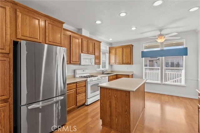 Detail Gallery Image 23 of 75 For 15455 Glenoaks Bld #502,  Sylmar,  CA 91342 - 2 Beds | 2 Baths