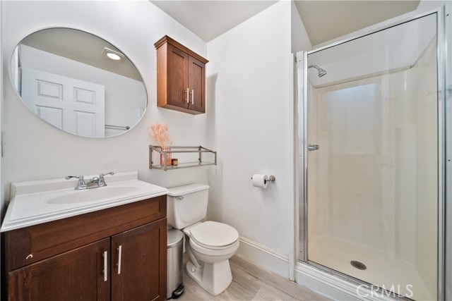 Detail Gallery Image 38 of 47 For 19950 Sherman Way Unit a a,  Winnetka,  CA 91306 - 3 Beds | 4 Baths