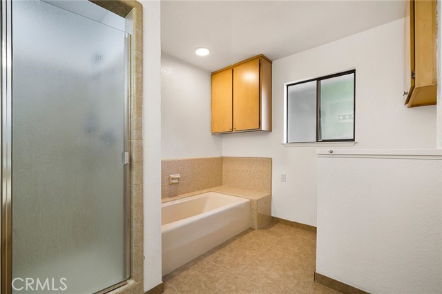 Detail Gallery Image 27 of 64 For 178 E Washington Ave, Chico,  CA 95926 - 3 Beds | 3 Baths