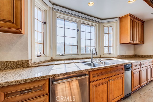 2945 Steeplechase Lane, Diamond Bar CA: https://media.crmls.org/medias/74c48ae0-b51b-4b5c-8651-a96a54a8fdeb.jpg