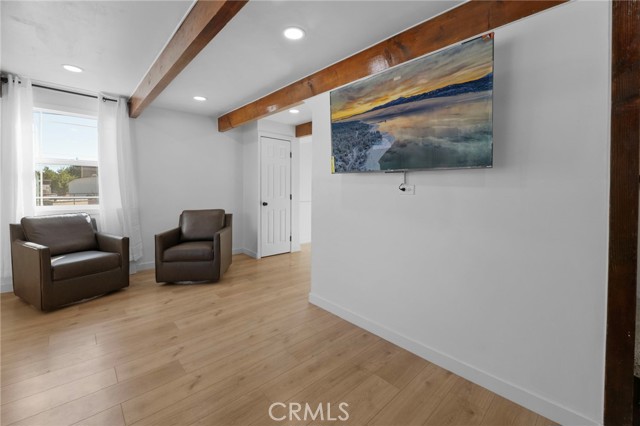 Detail Gallery Image 7 of 36 For 2198 4th Ln, Big Bear City,  CA 92314 - 3 Beds | 2/1 Baths