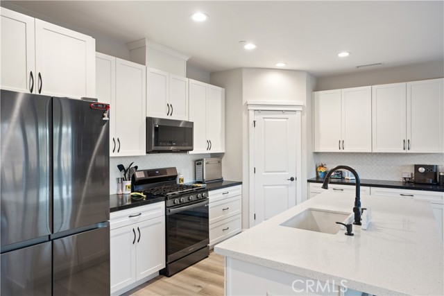 Detail Gallery Image 9 of 41 For 19228 Alee, Cottonwood,  CA 96022 - 3 Beds | 2 Baths