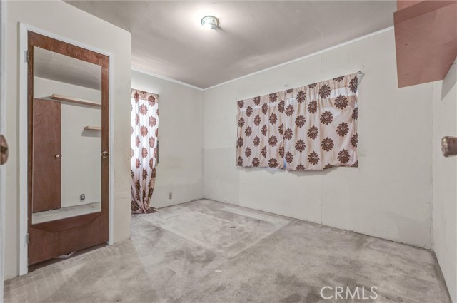 939 White Knoll Drive, Los Angeles CA: https://media.crmls.org/medias/74c585ec-f396-45ce-8970-056f0b3227e3.jpg