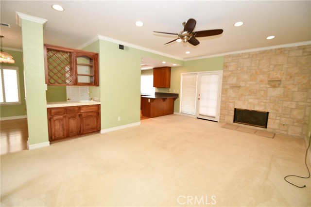 2123 Shelburne Way, Torrance CA: https://media.crmls.org/medias/74c5a270-33b1-47f2-b216-b5099a03d50a.jpg