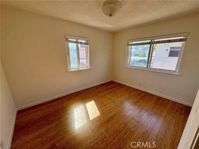 Detail Gallery Image 9 of 14 For 277 E 16th Pl #7,  Costa Mesa,  CA 92627 - 3 Beds | 2 Baths