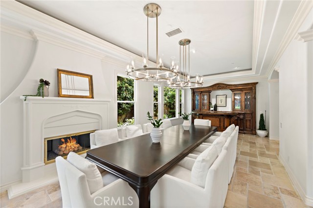 10 Corte Vizcaya, San Clemente CA: https://media.crmls.org/medias/74c5de70-c4a6-4921-823d-724065d5ab47.jpg