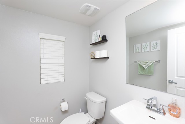 Detail Gallery Image 12 of 36 For 4260 Powell Way #115,  Corona,  CA 92883 - 3 Beds | 2/1 Baths